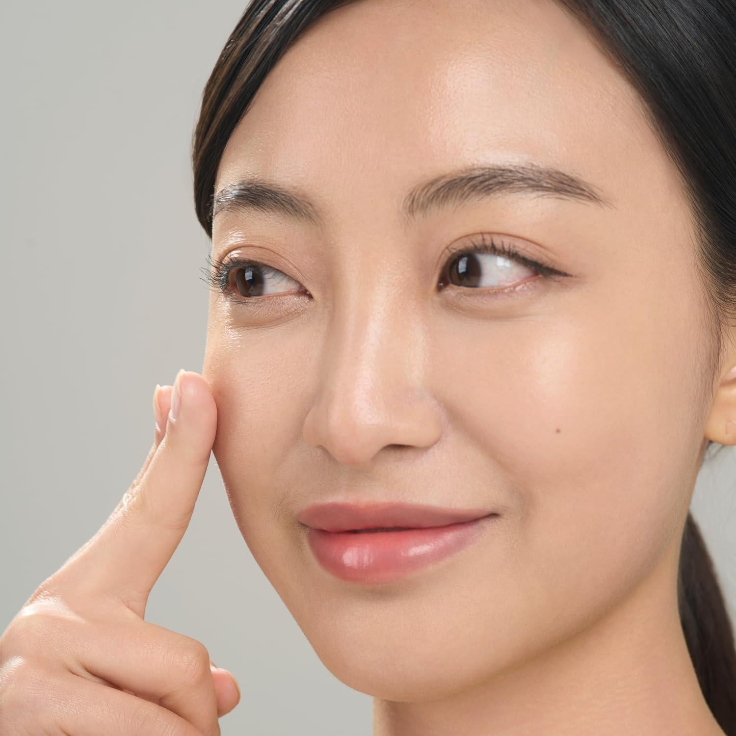 Suero Solar Mysthetic SPF 50+ - Hidratante con Centella 49.8 ML