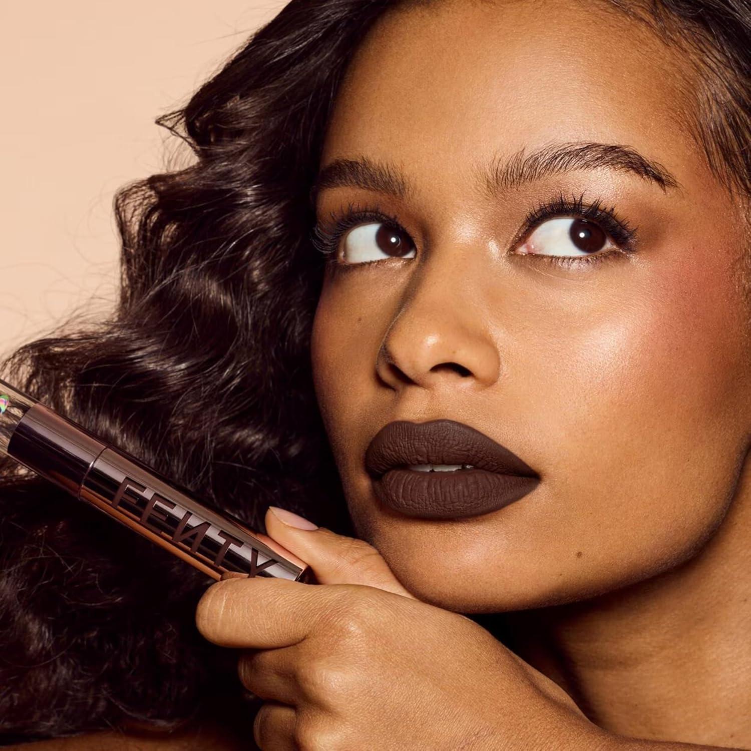 Lápiz Labial Líquido Fenty Beauty Rihanna Fashion Fiend 5.5g