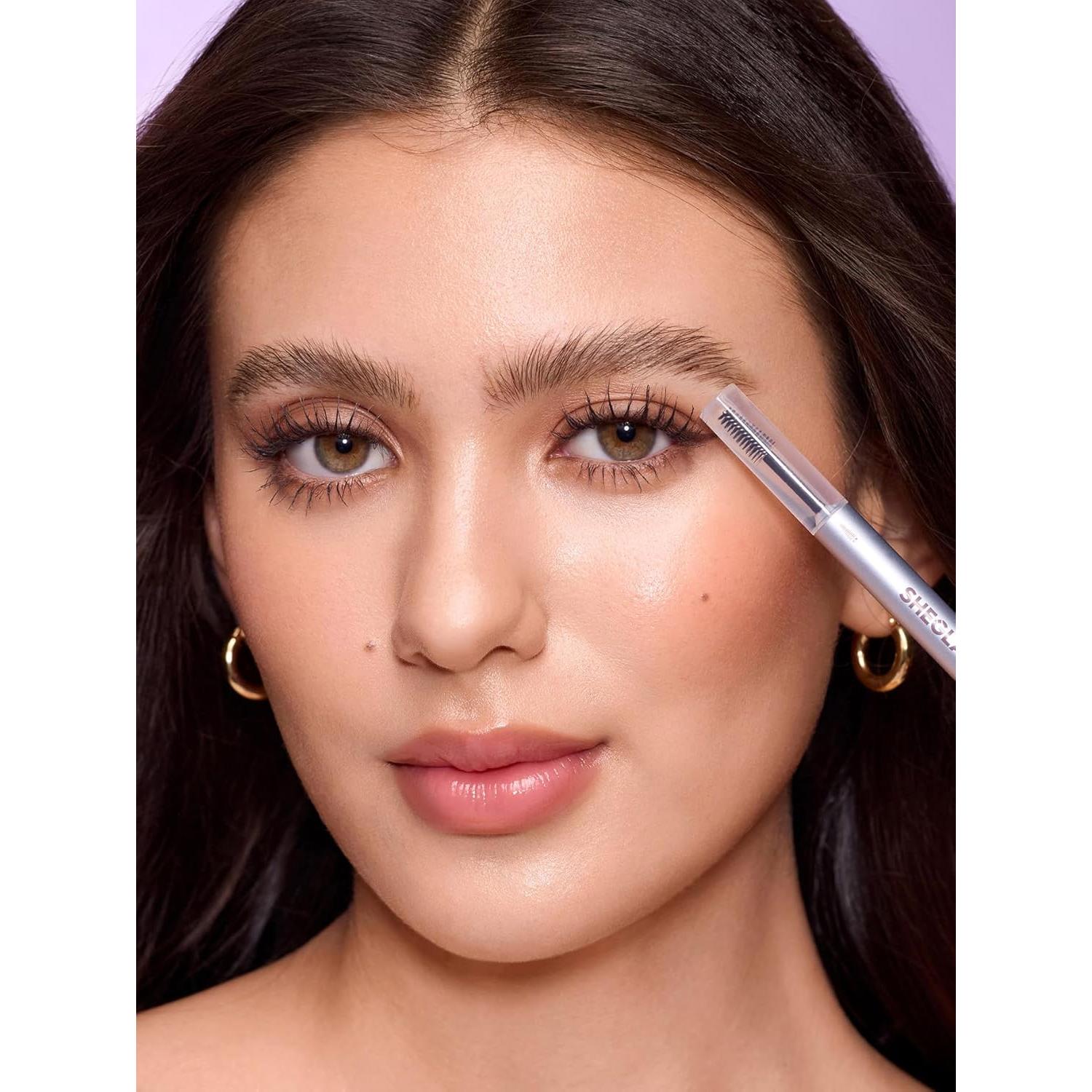 Lápiz de Cejas Laminador SHEGLAM Taupe 2 en 1 con Gel Fijador