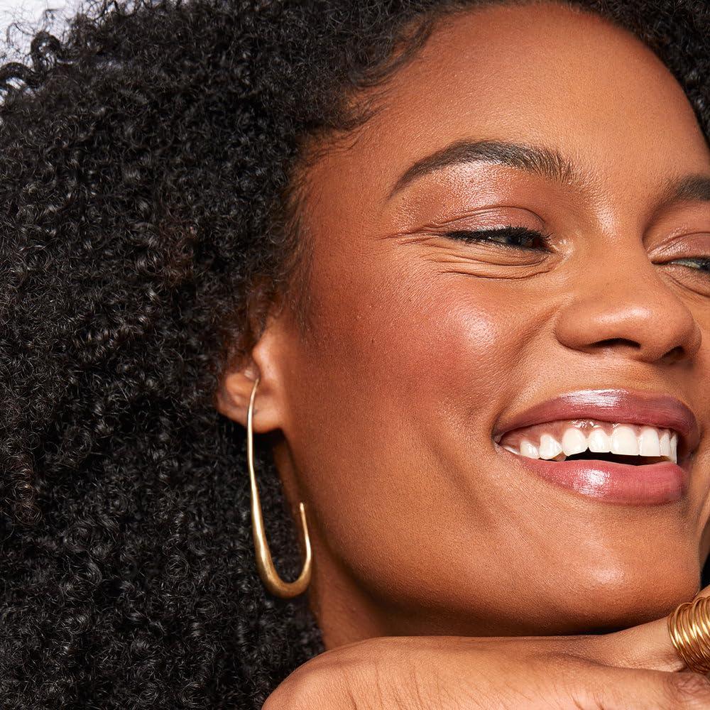 Pincel de Maquillaje Saie + Crema Bronceadora Sun Melt 28.35 g