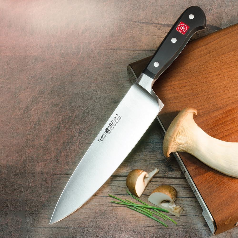 Cuchillo de Chef Clásico WÜSTHOF 20.32 cm Acero Inoxidable