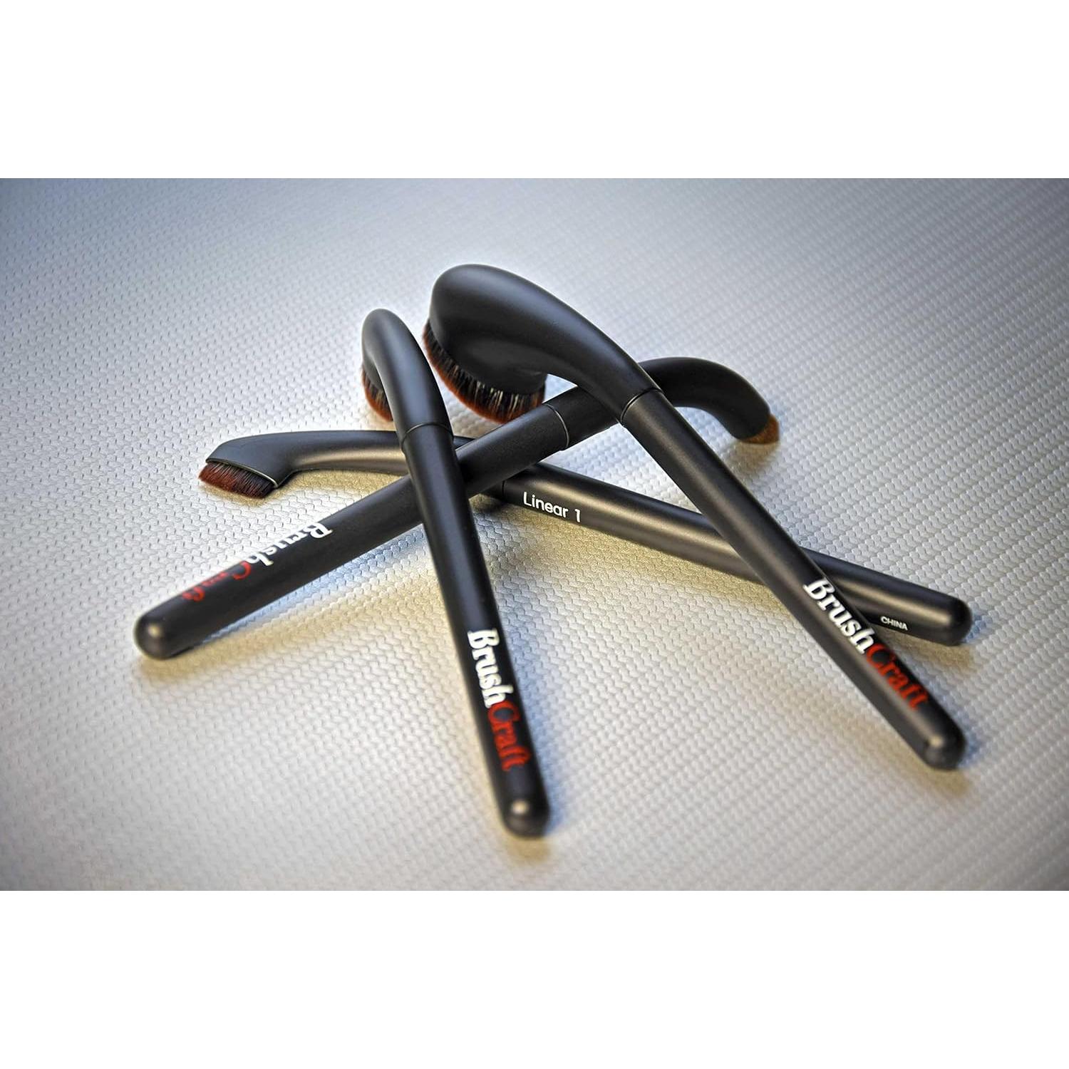 Brocha Oval 3 Artis - Difuminado y Contorno - Libre de Crueldad