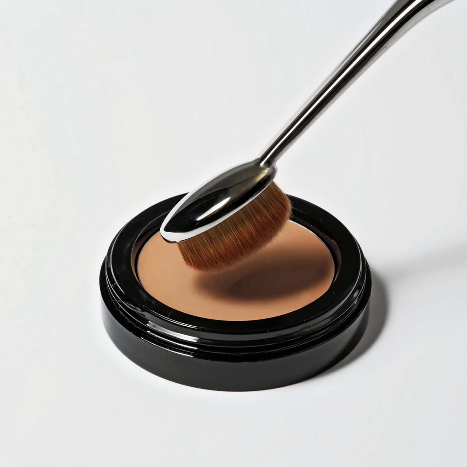 Brocha Ovalada de Maquillaje Artis Elite 10 cm Acabado Espejo