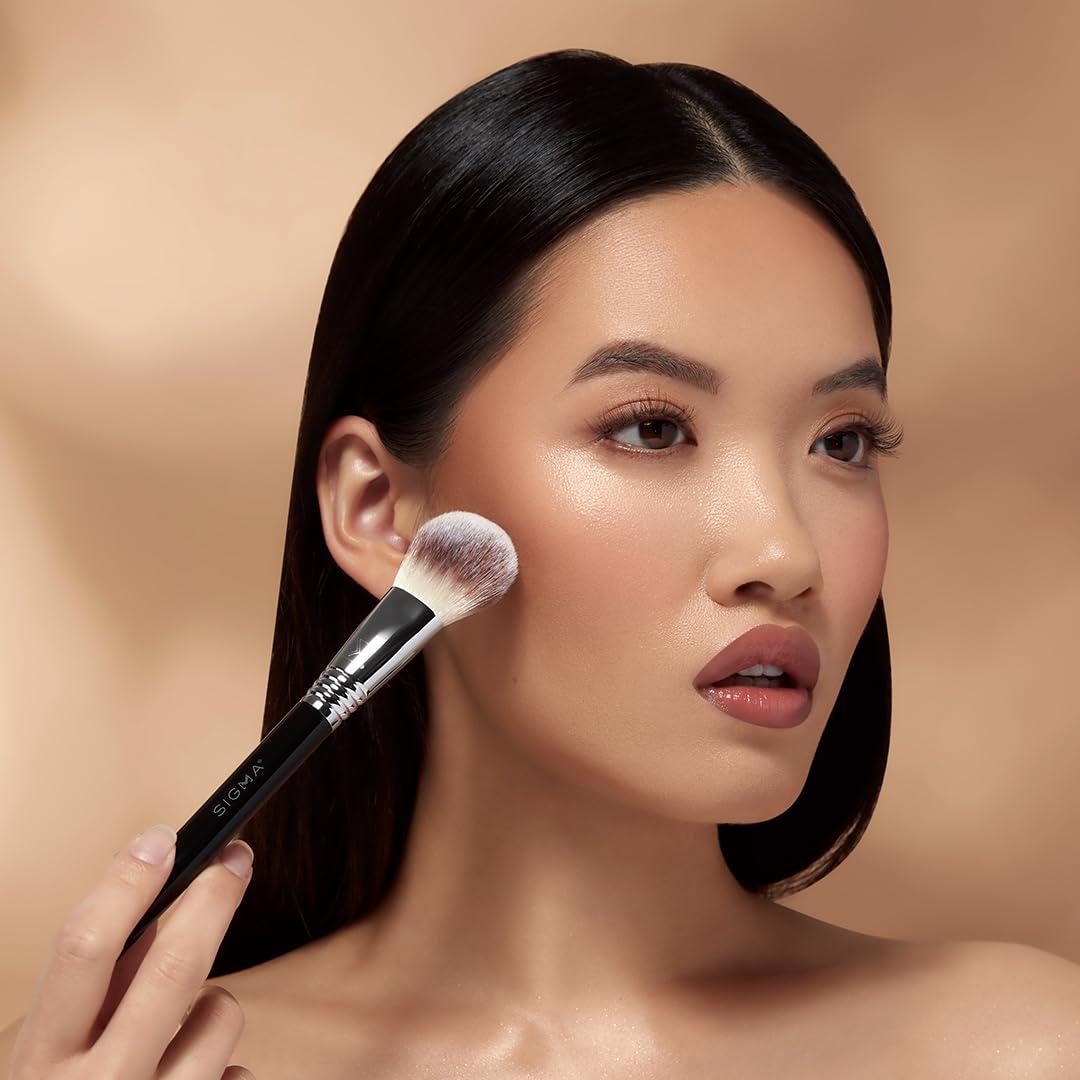 Brocha de Contorno Sigma Beauty F11 Soft Sculpt - Sintética