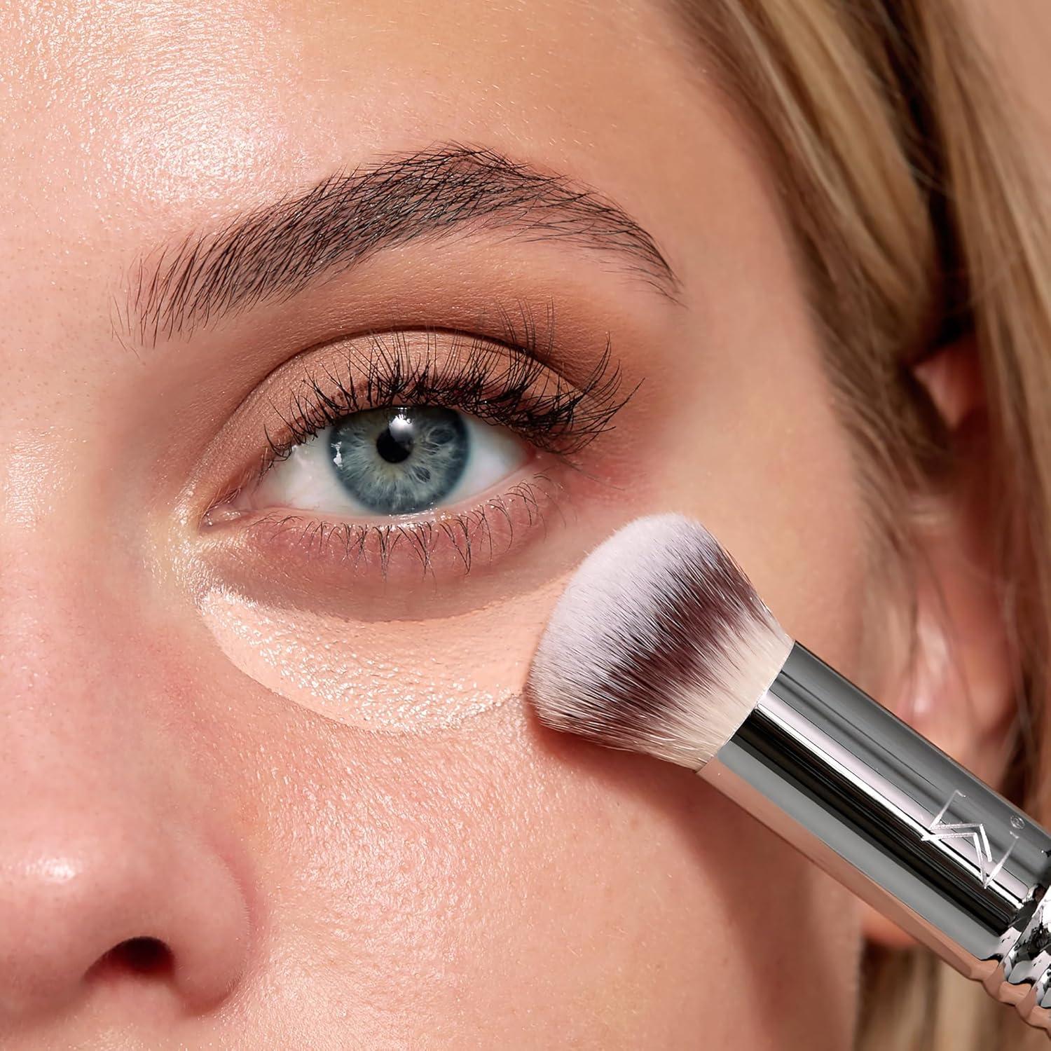 Brocha de Corrector Sigma Beauty F26 - Cerdas Suaves y Densas