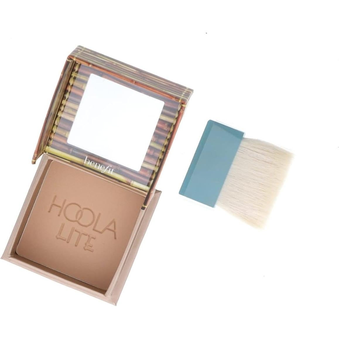 Bronceador Mate Benefit Hoola Lite 7.94 g - Bronce Natural Claro