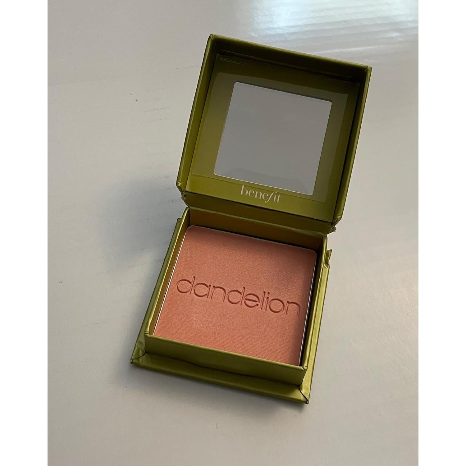 Polvo Facial Iluminador Benefit Dandelion 45.4g