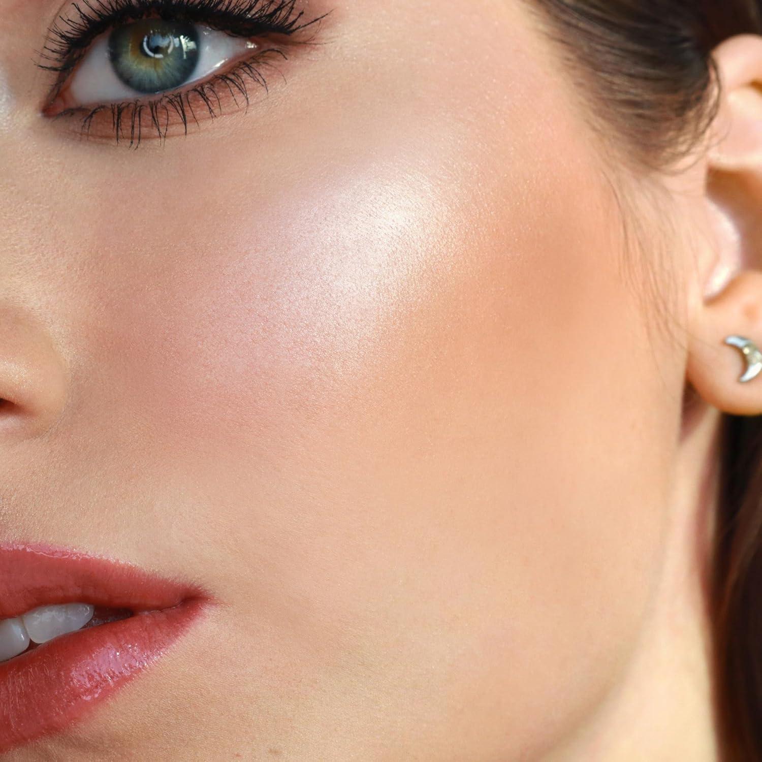 Iluminador Lune+Aster SuperStar 8.89x8.13cm Vegano