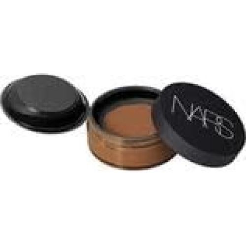 Polvo Fijador NARS Reflectante de Luz 10.8g - Sable