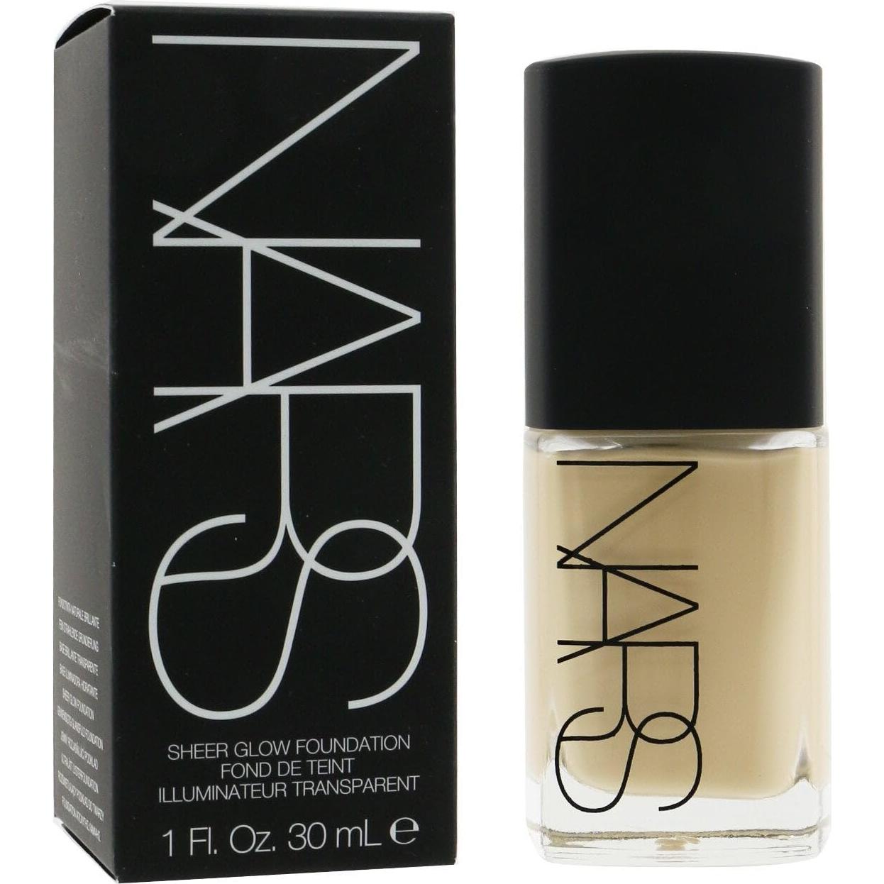 Base de Maquillaje Radiante NARS Salzburgo Claro 3.5 30ml