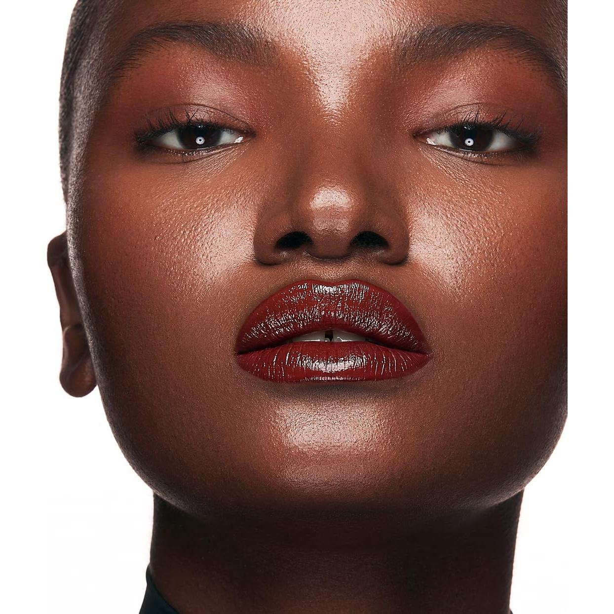 Labial Hidratante MAKE Roca Roja 28g Larga Duración Semi-Brillante