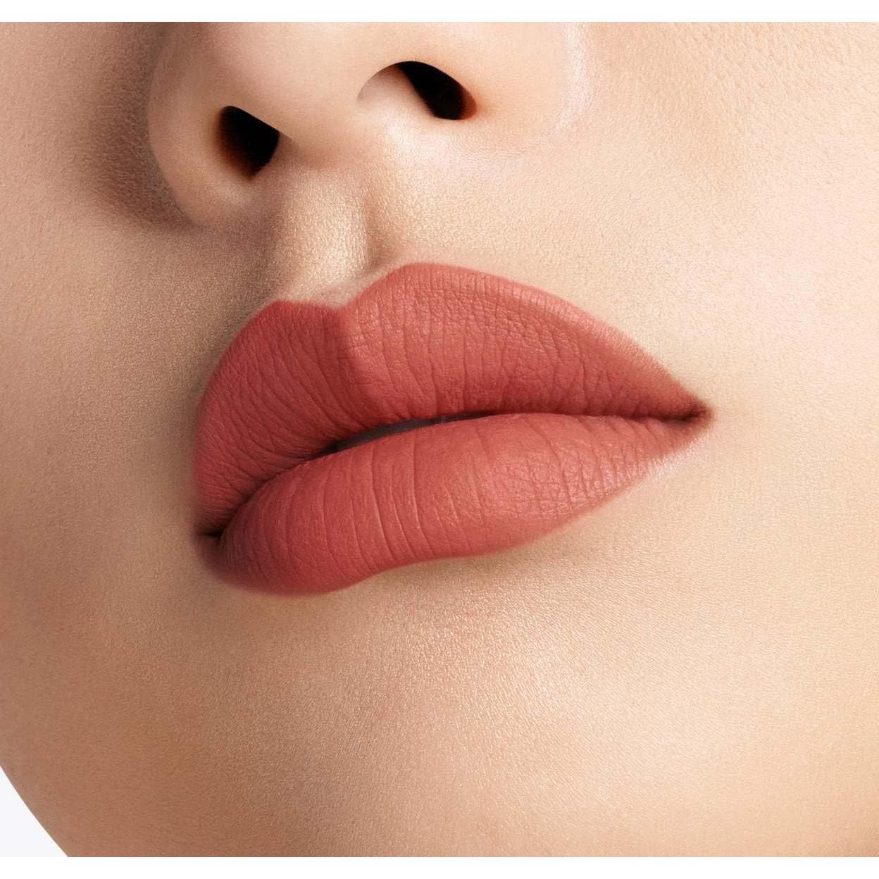 Labial Líquido Mate Tom Ford 131 Durazno Quemado 5.67g