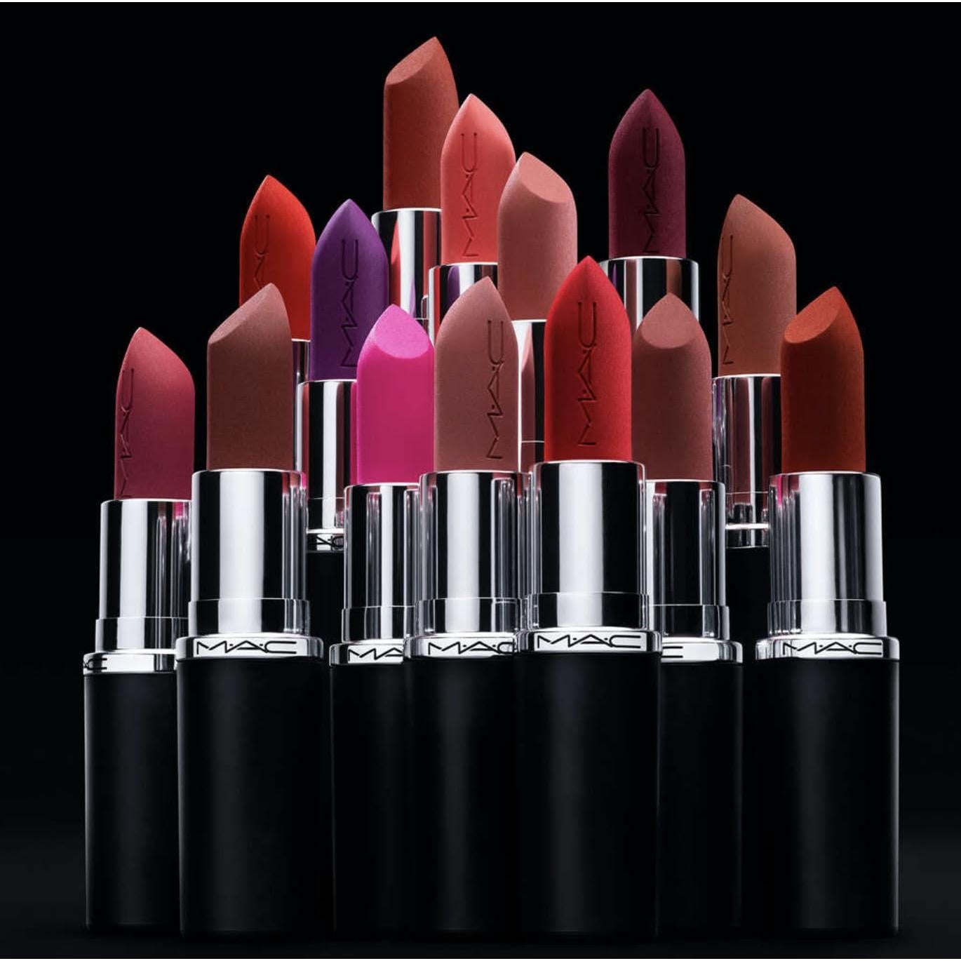 Labial Mate Sedoso MAC Exageración 3.5g Naranja