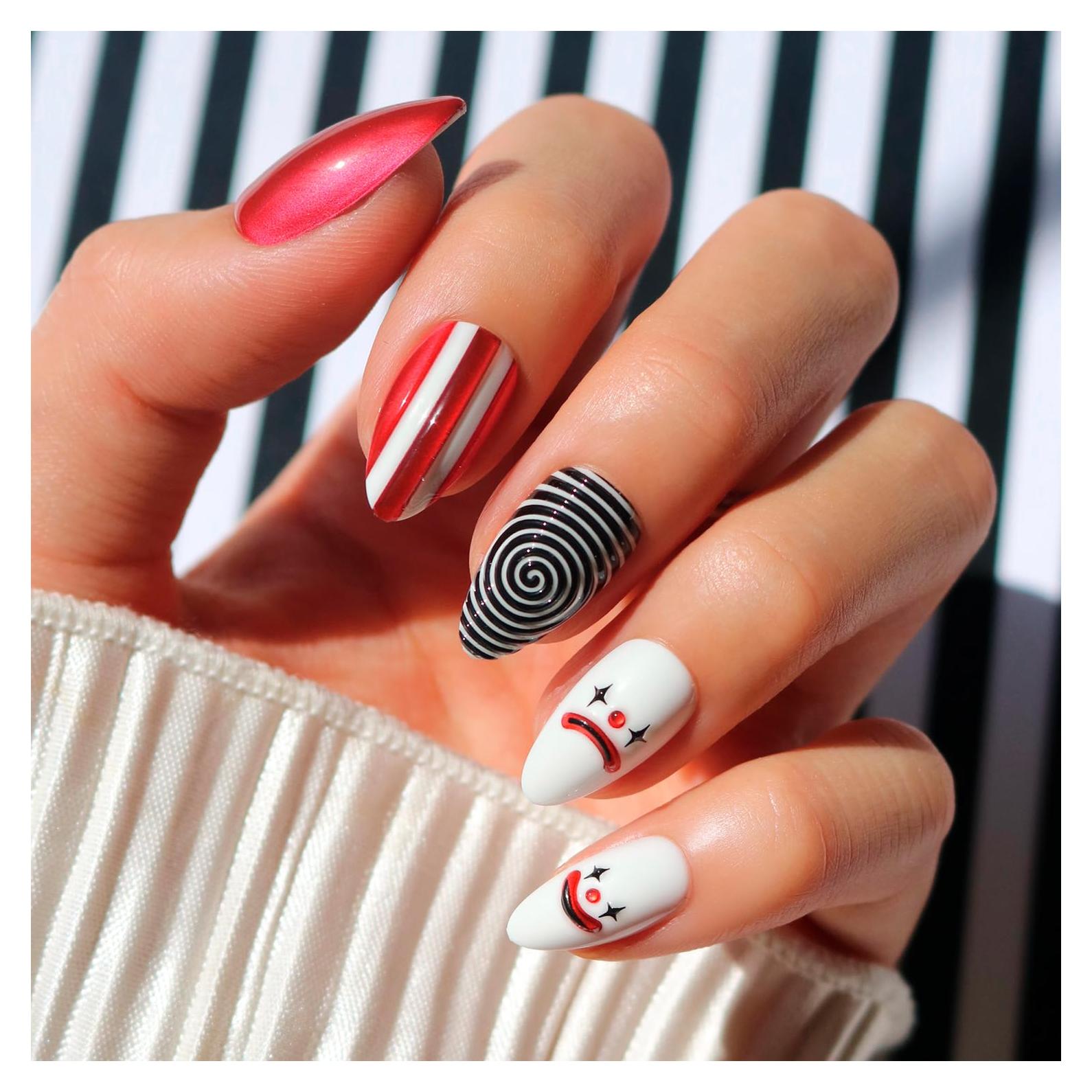 Uñas Postizas Glamnetic Payaso Llorón 3D Cortas Almendra