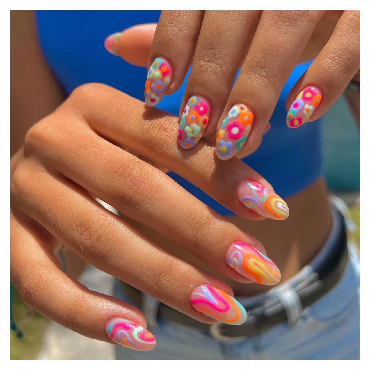 Uñas Postizas de Almendra CEWEWP 24 Pcs Diseño Arcoíris