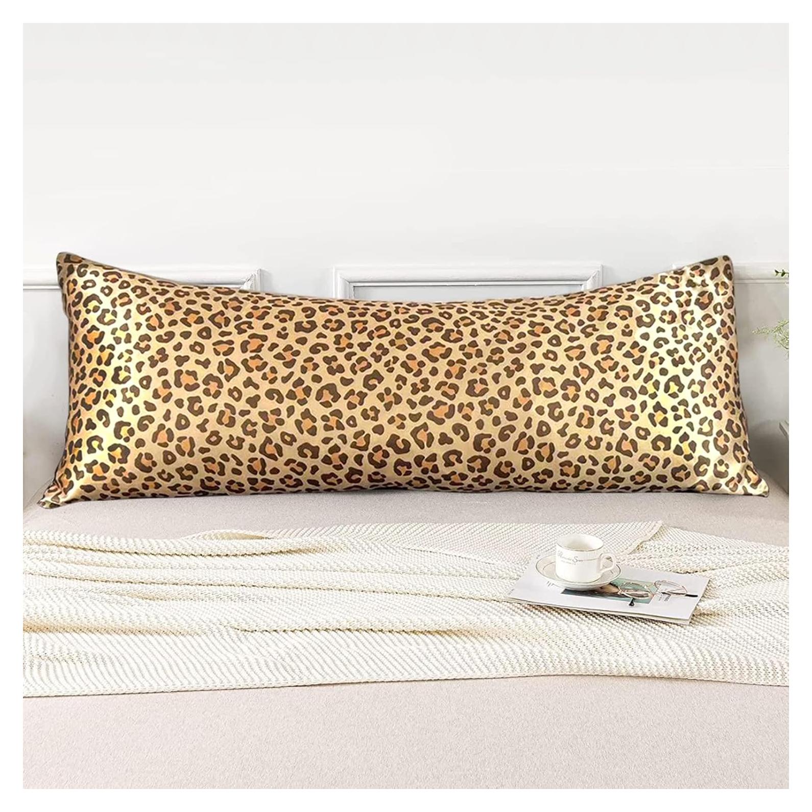Funda de Almohada de Satén LCBD Cuerpo 20x54 Leopardo Dorado