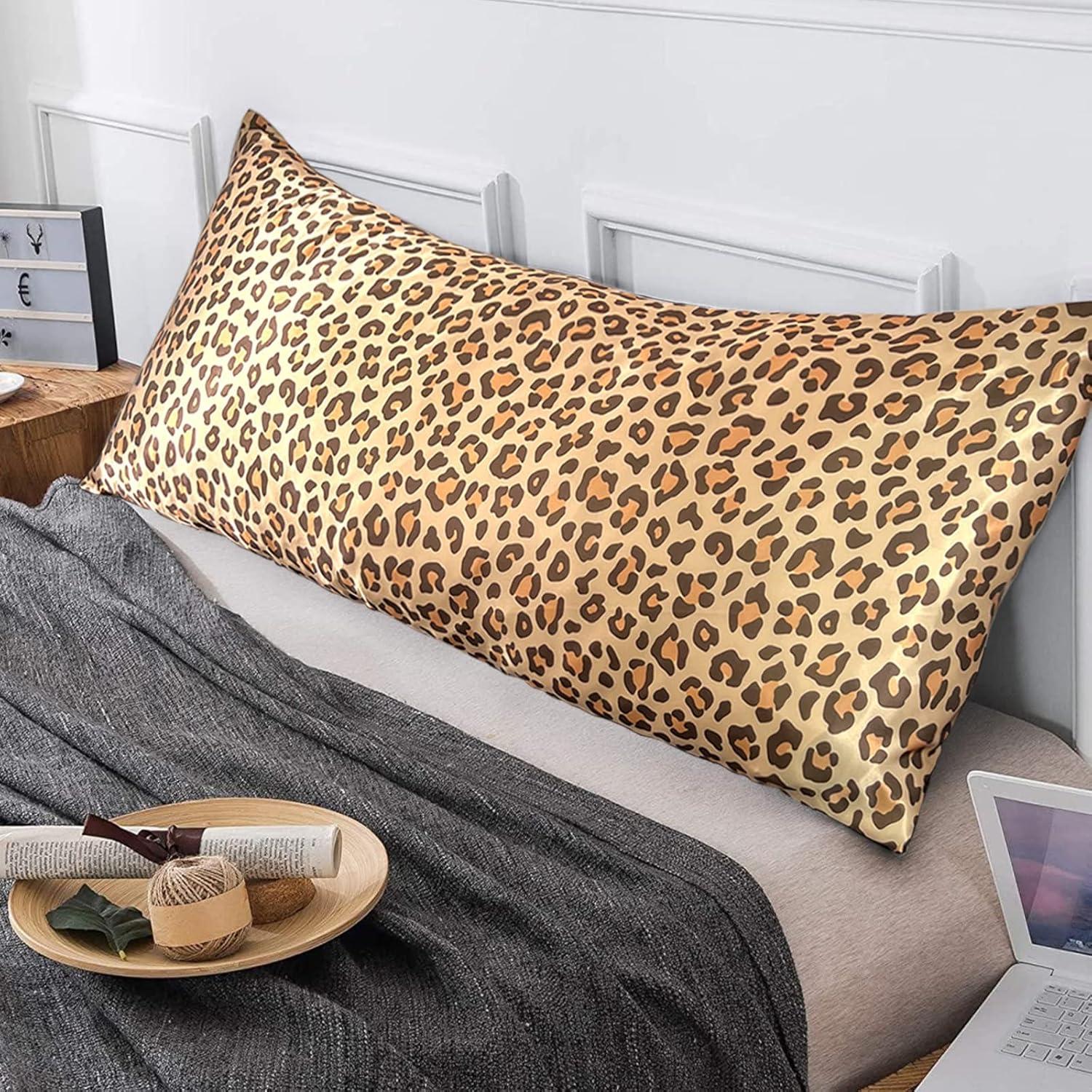 Funda de Almohada de Satén LCBD Cuerpo 20x54 Leopardo Dorado