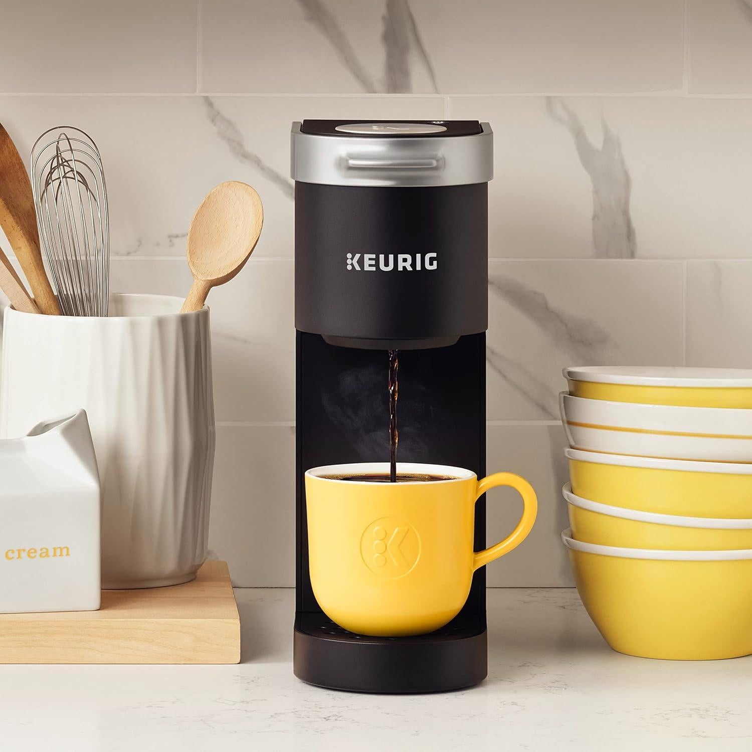 Cafetera K-Mini Keurig Negra Mate 1 Porción Manual