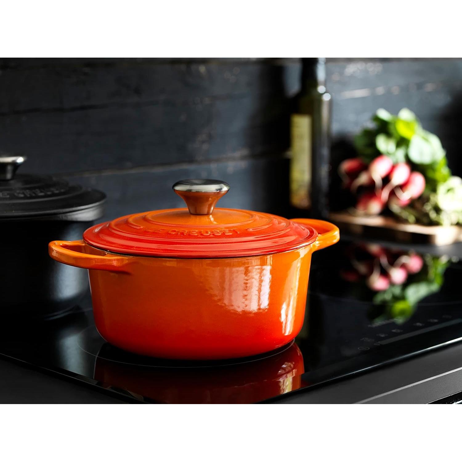 Olla de Hierro Fundido Enameled Le Creuset 3.3L Llama