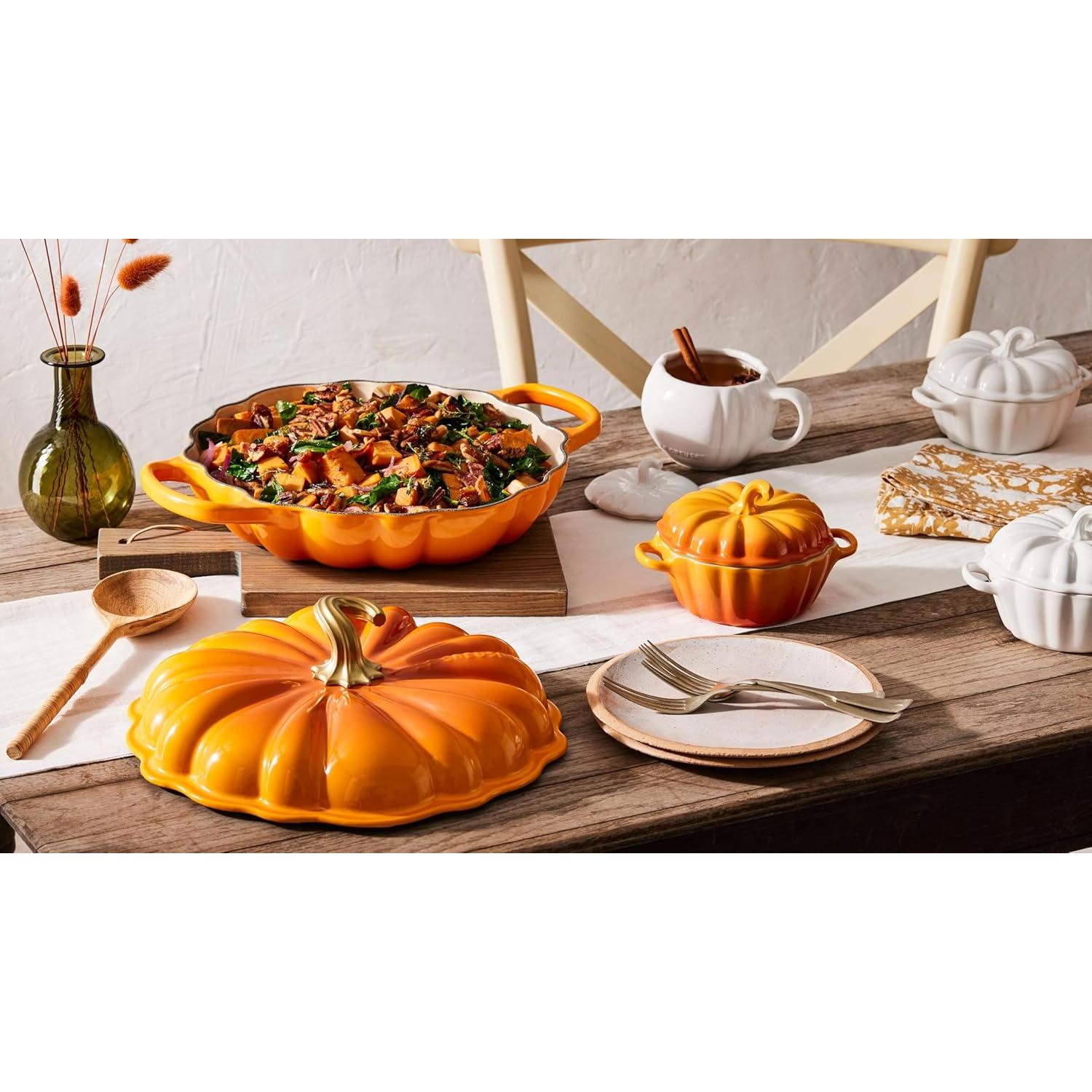 Olla de Hierro Fundido Esmaltada Le Creuset Calabaza 2.6L Blanca