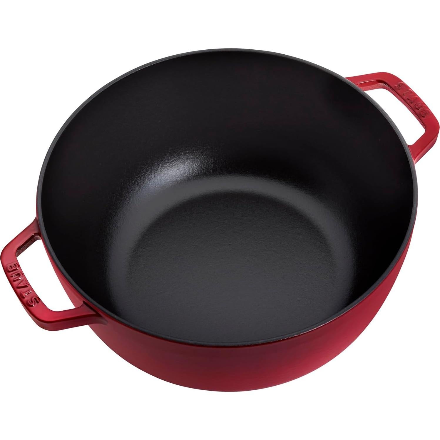 Cacerola de Hierro Fundido Staub 5 Cuartos Cereza Hecha en Francia