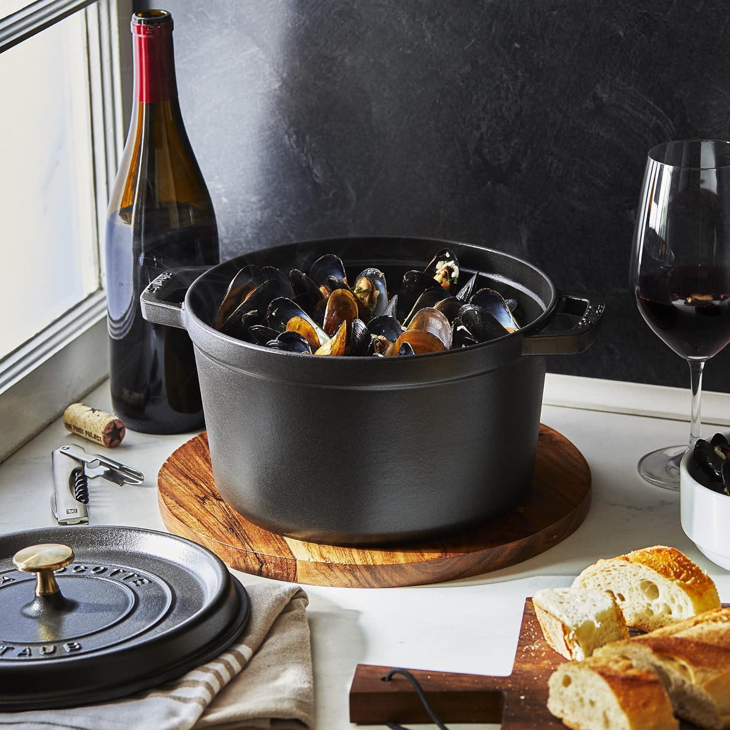 Cocotte Alta de Hierro Fundido STAUB 5 Cuartos Negra