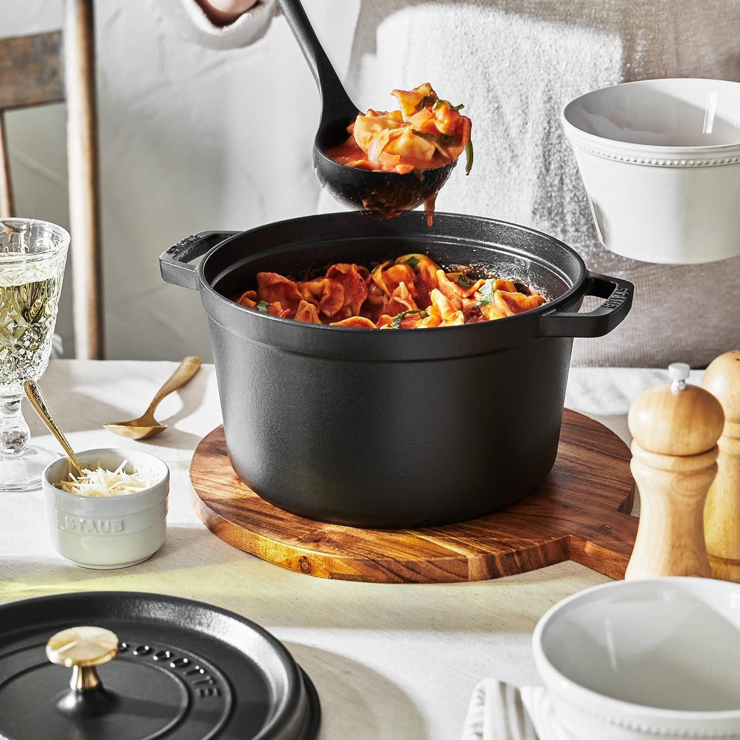 Cocotte Alta de Hierro Fundido STAUB 5 Cuartos Negra