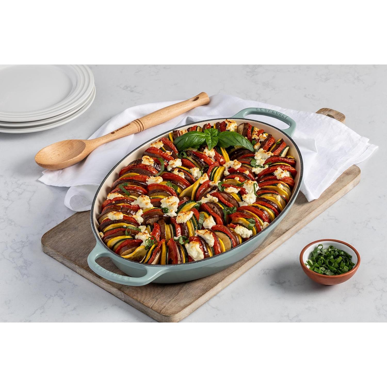Horno Ovalado de Hierro Fundido Enameled Le Creuset 2.84L Licorice