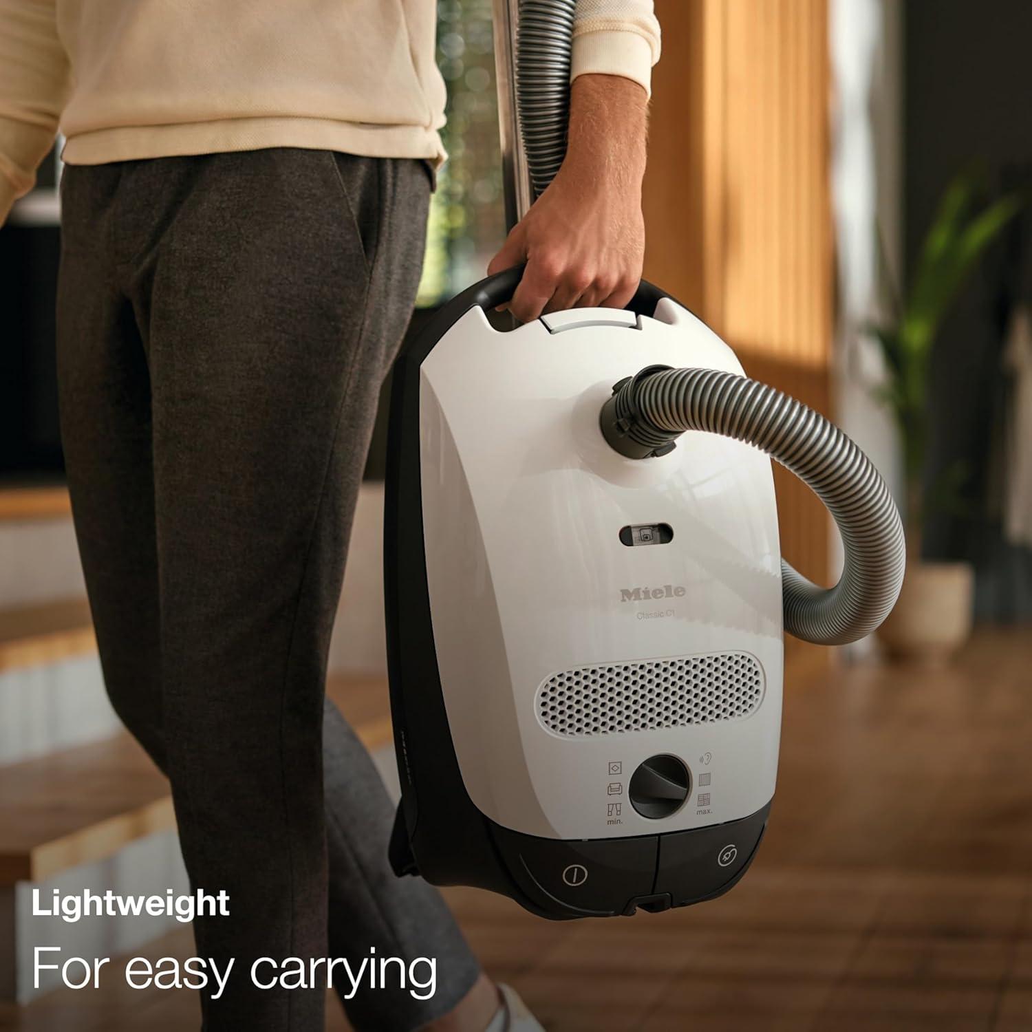 Aspiradora de Bolsa Miele Classic C1 Succión Pura 1200W