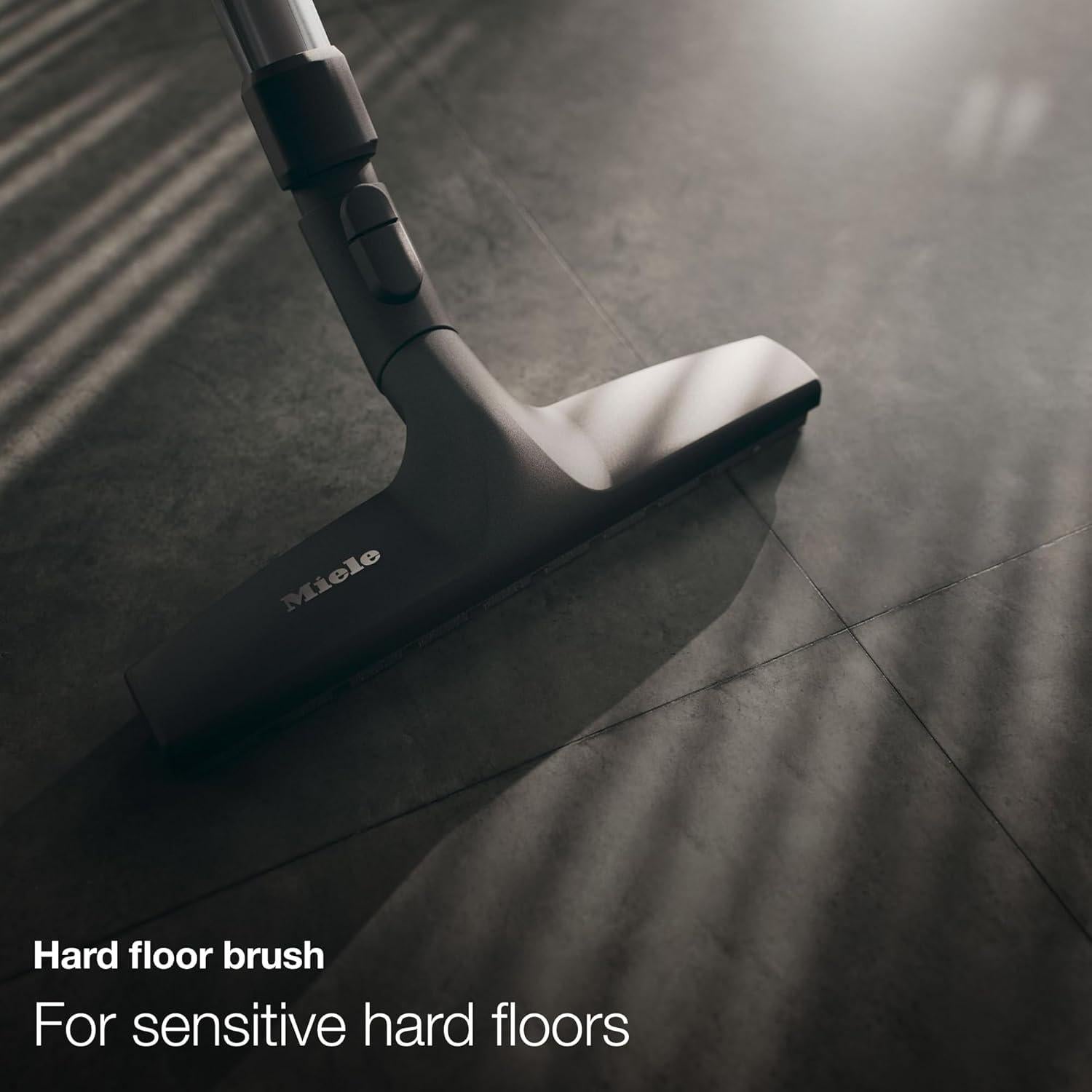 Aspiradora Miele Classic C1 Gato y Perro 1200W Bolsa 4.5L