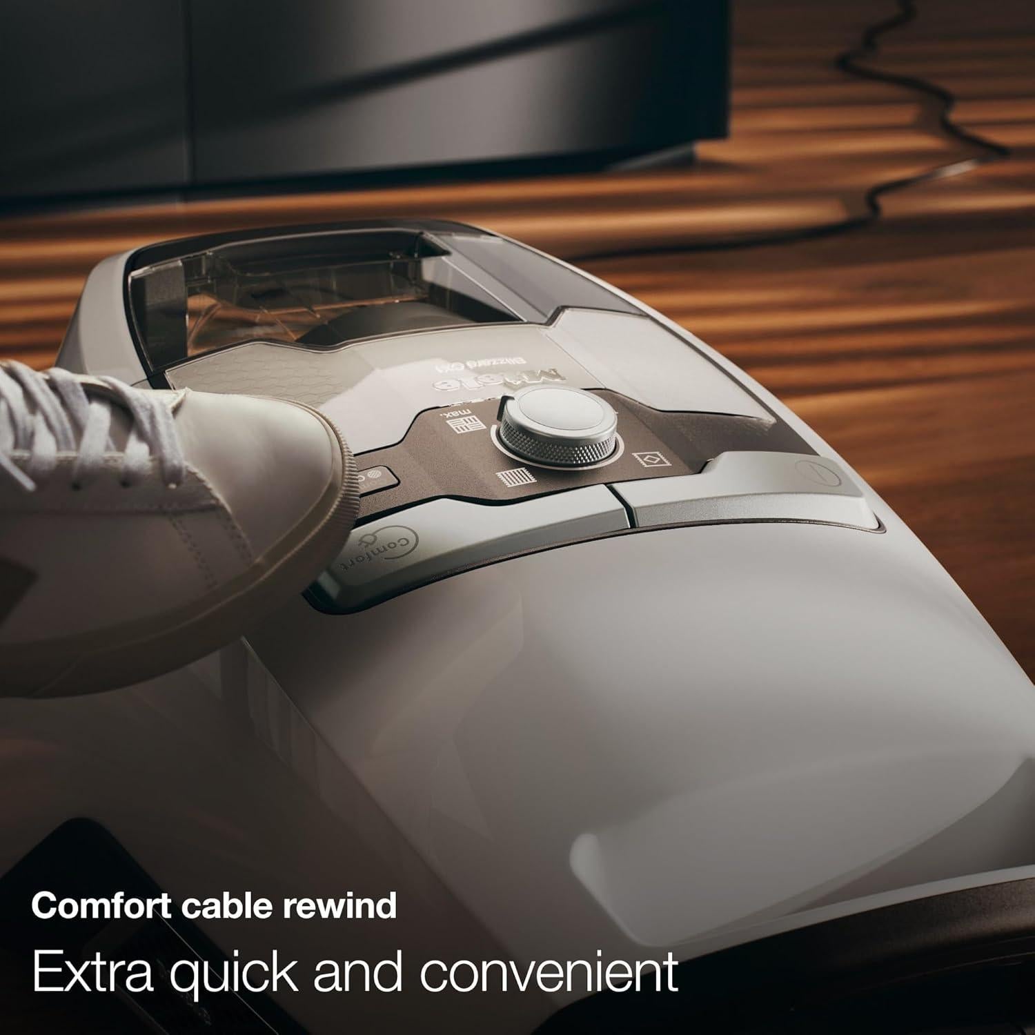 Aspiradora Sin Bolsa Miele Blizzard CX1 Turbo Team 1200W