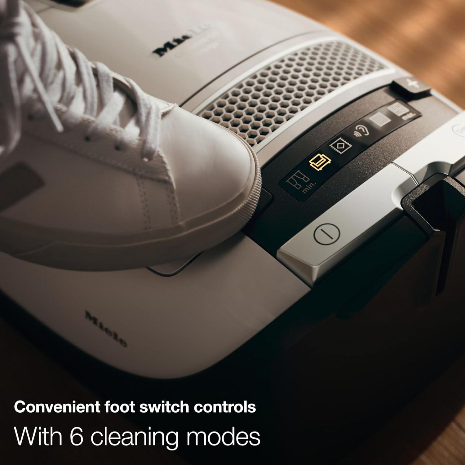 Aspiradora de cilindro Miele Complete C3 Marin HEPA 1200W