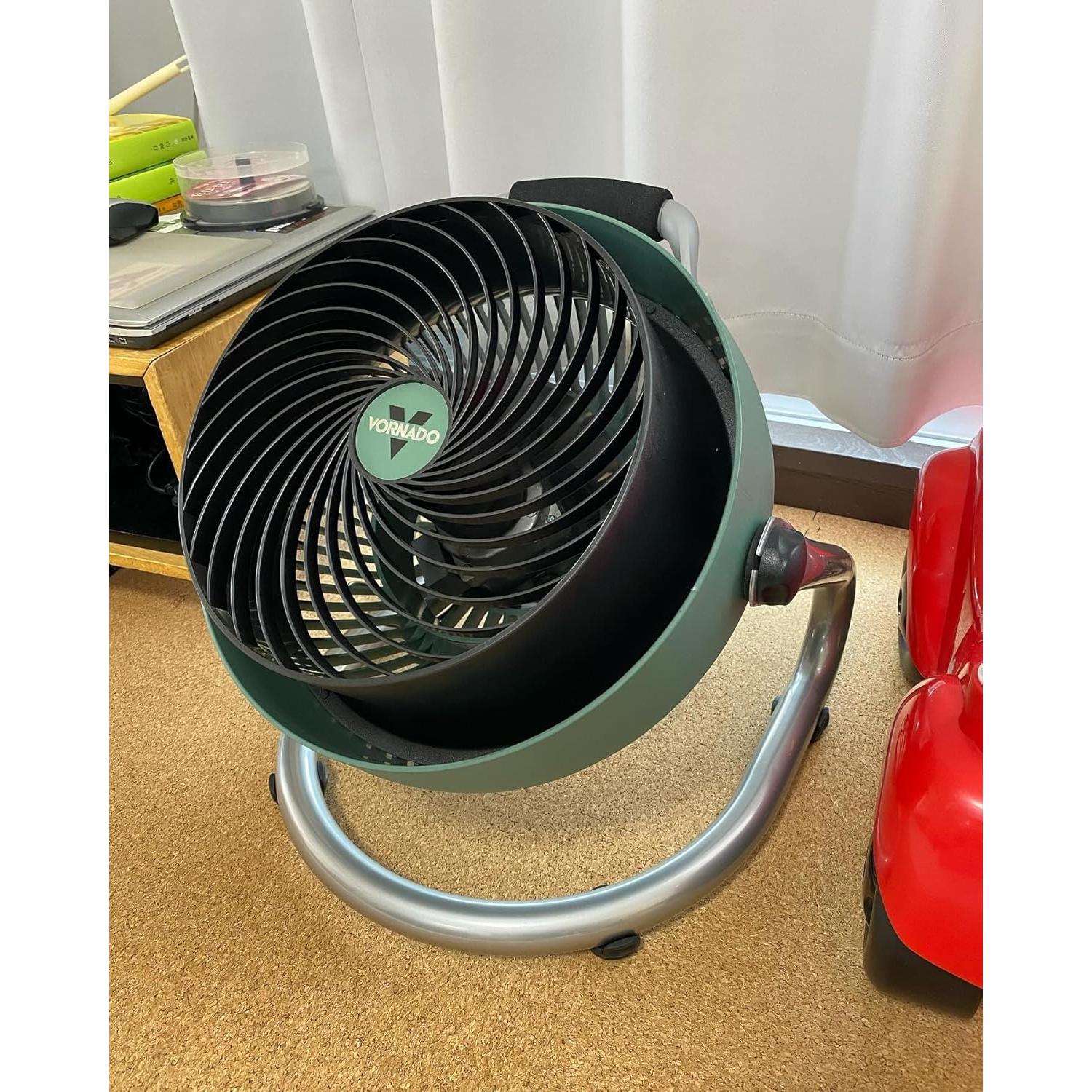 Ventilador Circulador de Aire Vornado EXO61 Mediano 3 Velocidades