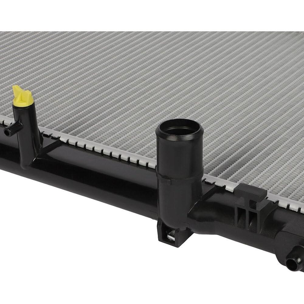 Radiador OCPTY para L-e-x-u-s IS250/IS350 2006-2015 7.01kg