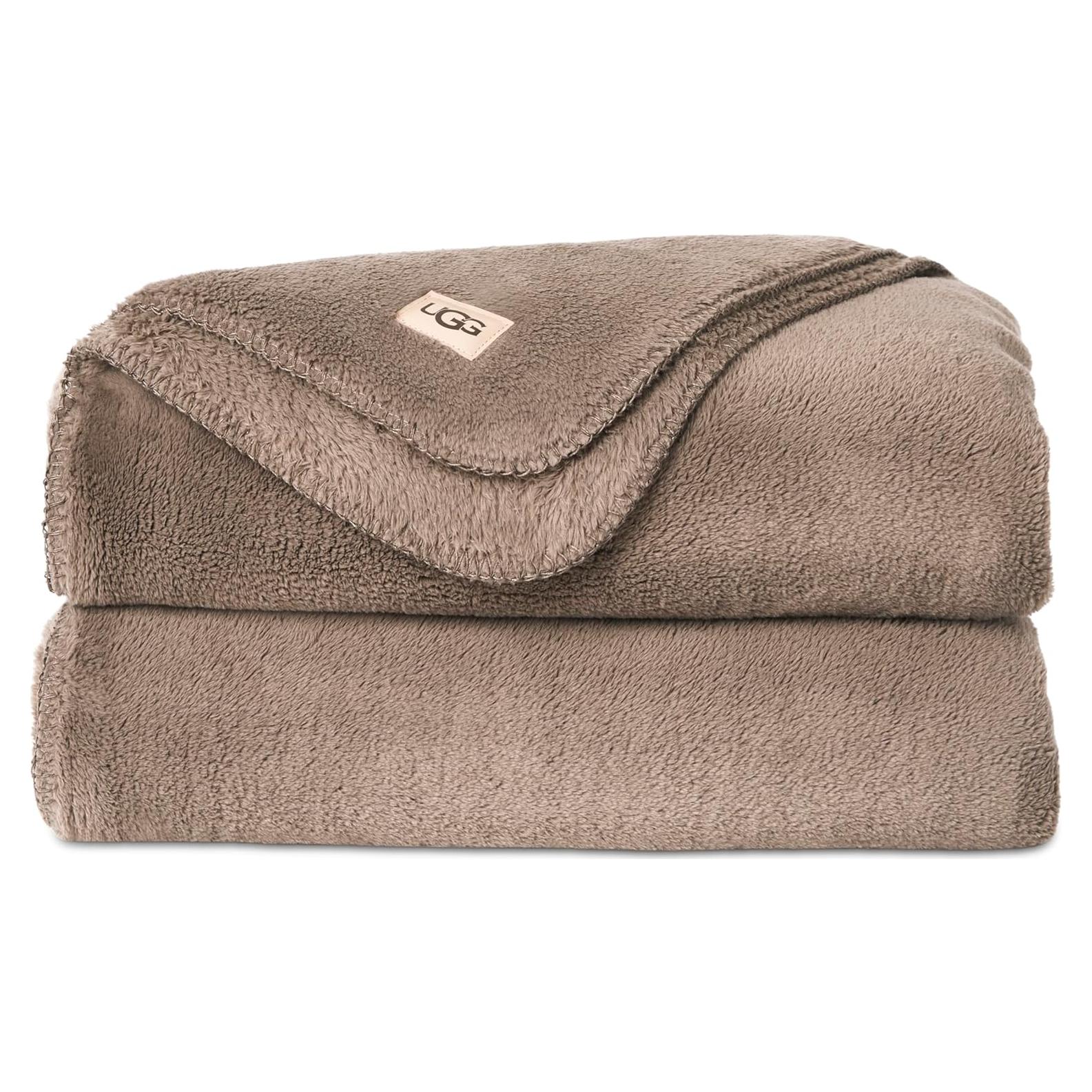 Manta de felpa UGG Whitecap Plush marrón 127x177 cm lavable