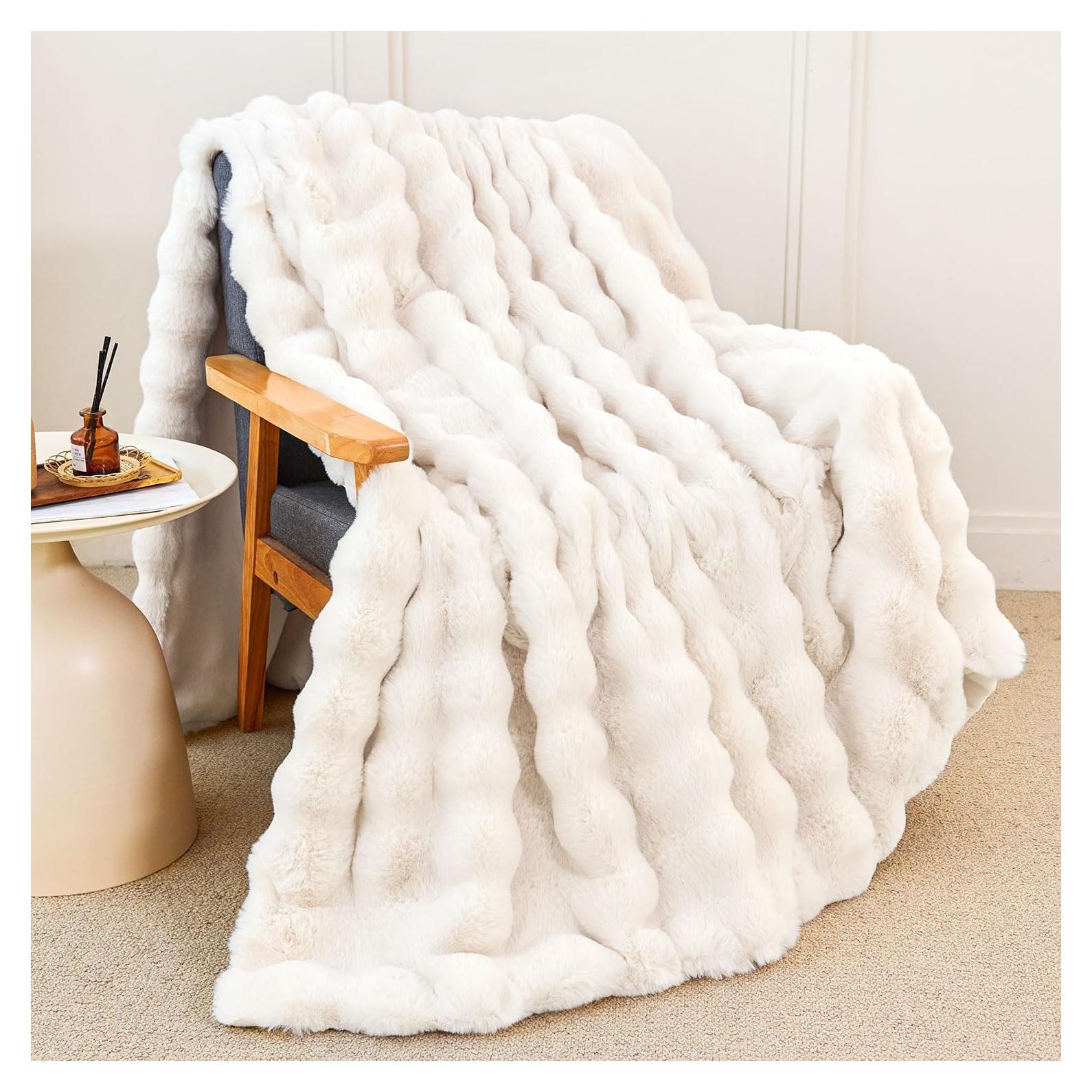 Manta de piel de conejo sintética KASIYLUX 127x152 cm blanca