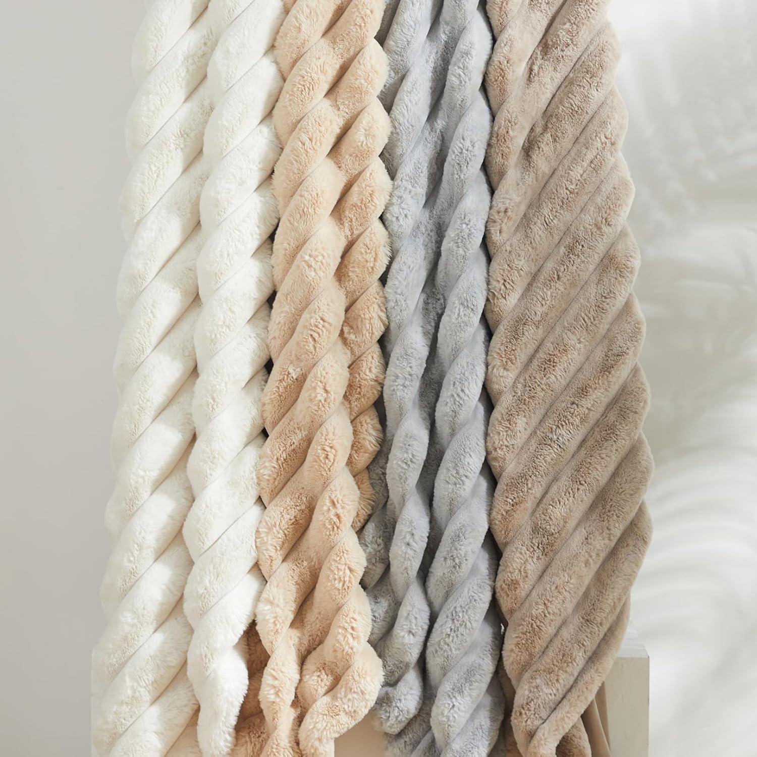 Manta Grande Newport Beige Costero 100% Poliester 170x180 cm