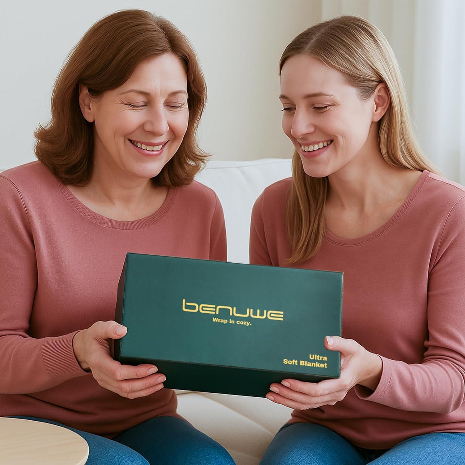 Manta de Piel Sintética BENVWE 129.54x160.02 cm Blanca