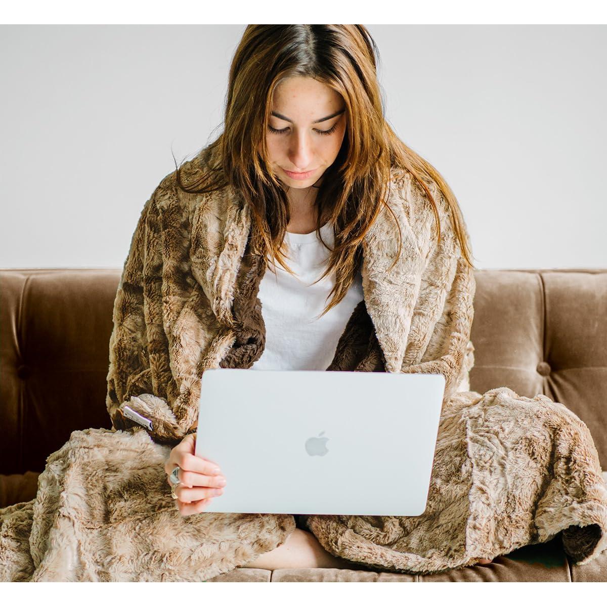 Manta Wolf Creek Grande Doble Cara Suave 127x165 cm Marrón