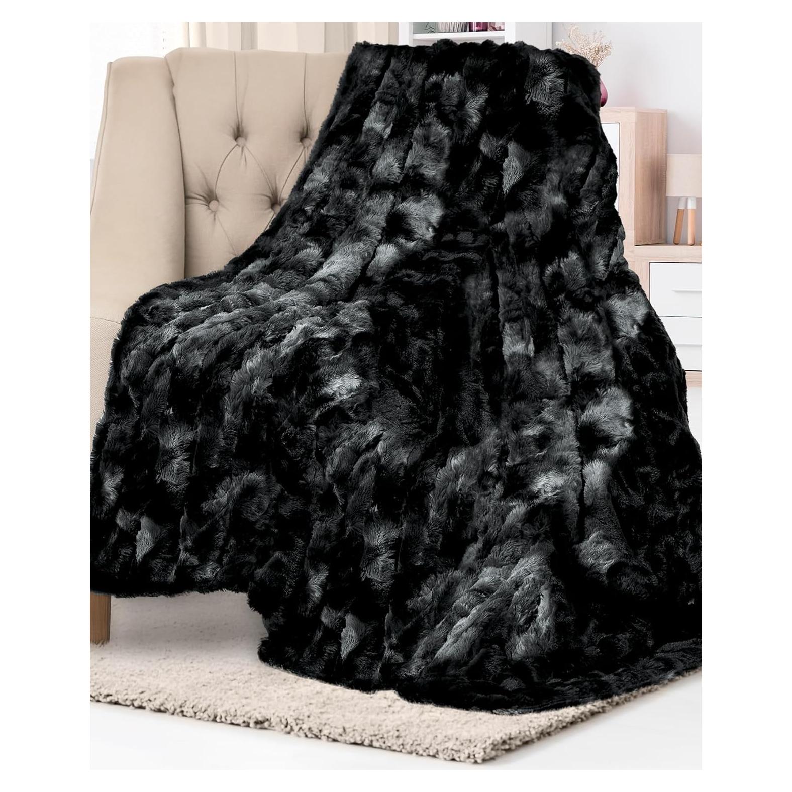 Manta de Piel Sintética Negra Everlasting Comfort 127x165 cm