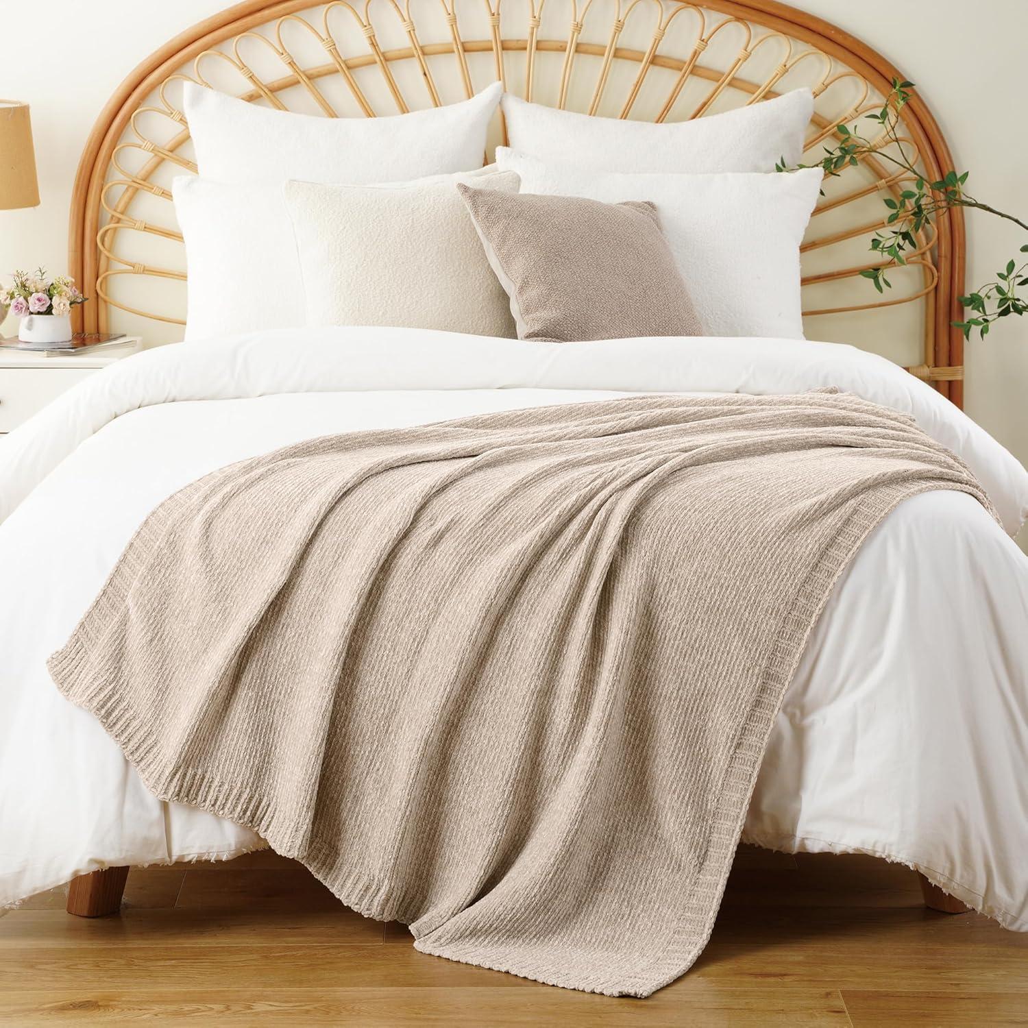 Manta de Chenille BATTILO HOME Beige 129x170 cm Suave y Ligera