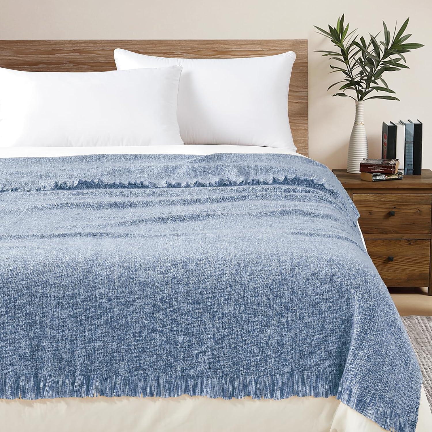 Manta Decorativa Bourina 127x178 cm Acrílico Suave Azul