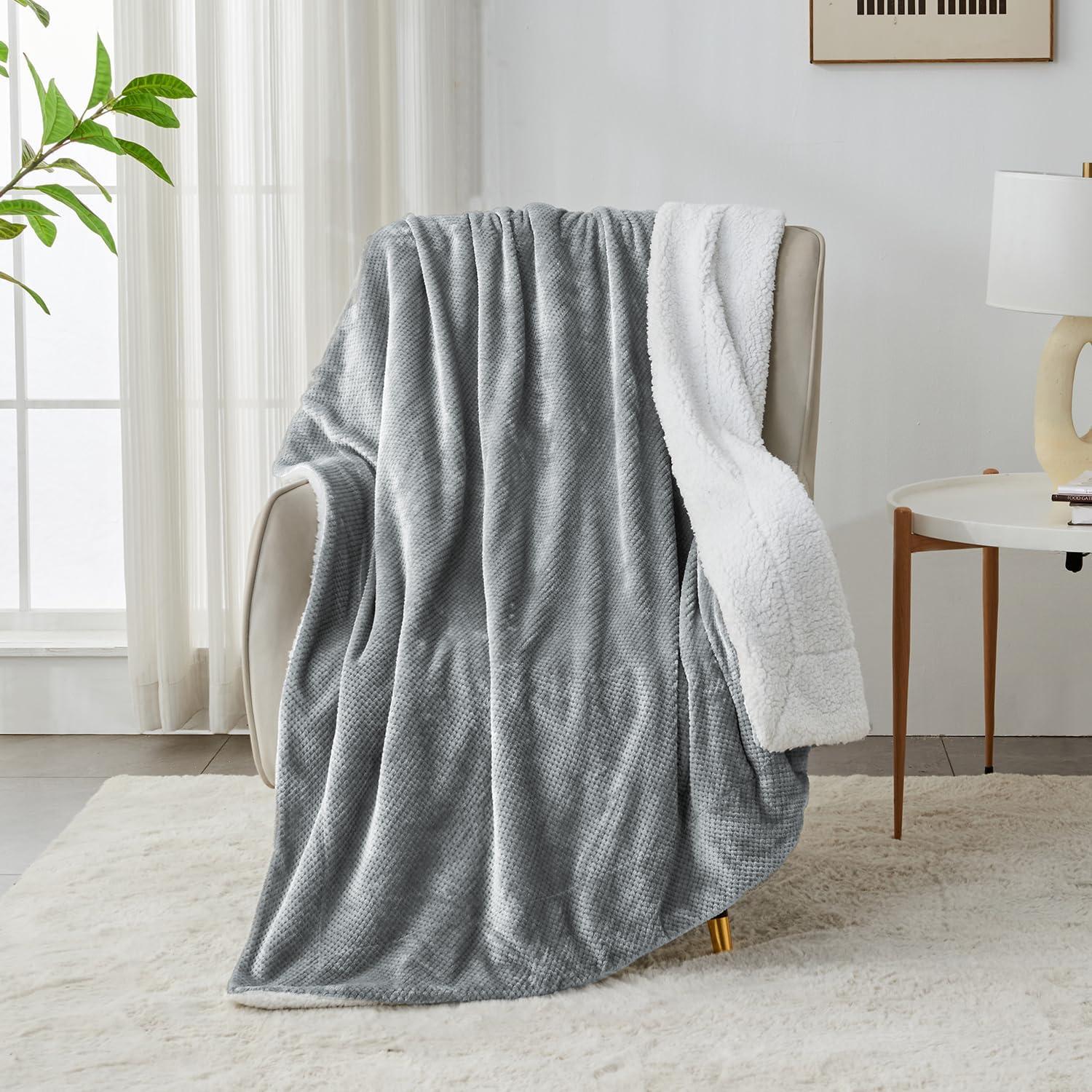 Manta de Sherpa SOCHOW 127x152 cm Gris Suave y Reversible