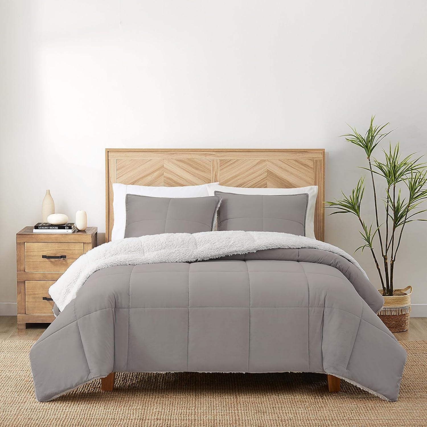 Juego de Edredón UGG Blissful Rey Gris con 2 Fundas Reversibles