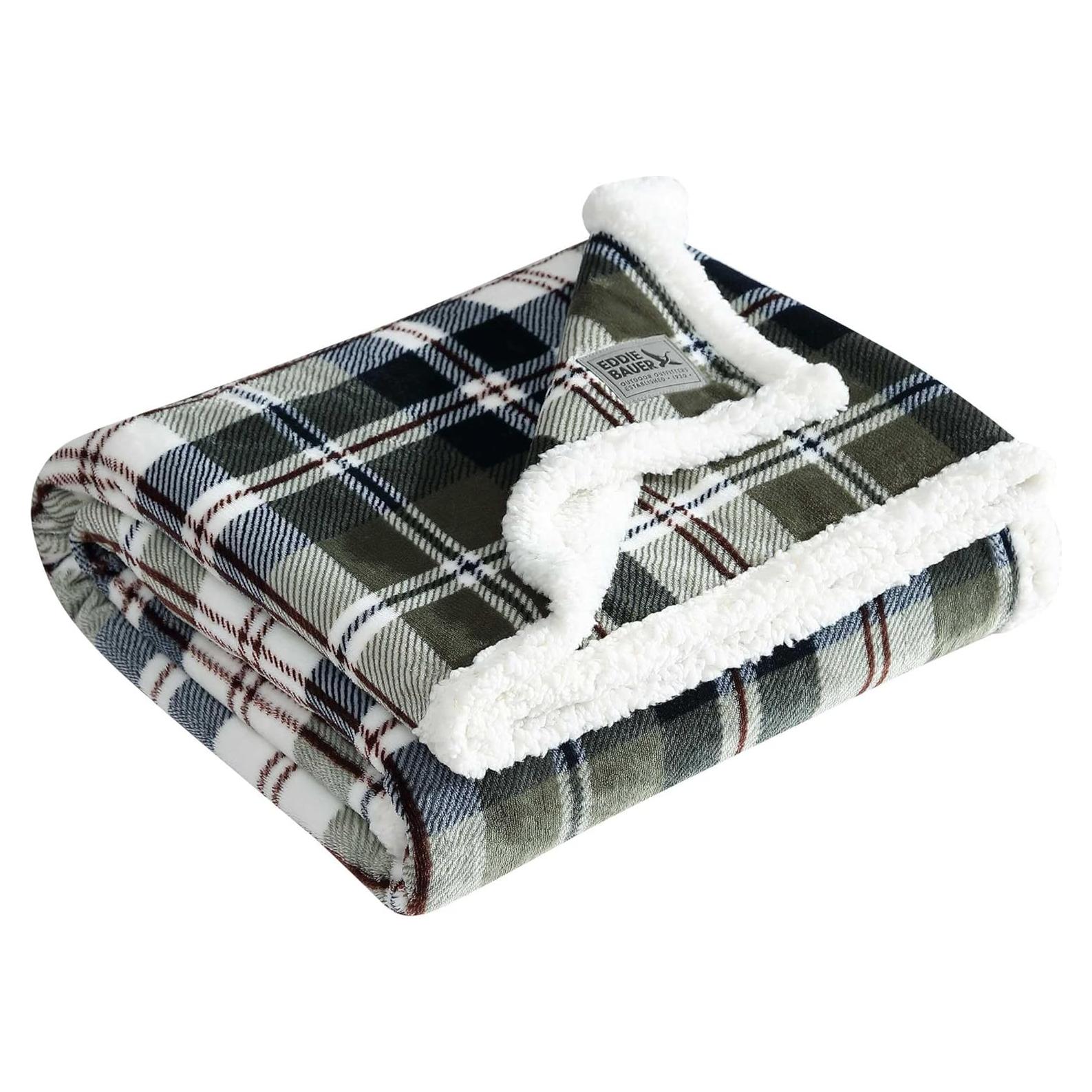 Throw Blanket, Ultra-Soft Plush Blanket with Faux Shearling Reverse, Throw Blanket for Couch & Bed (Trailhead Plaid Green, 50" x 60")