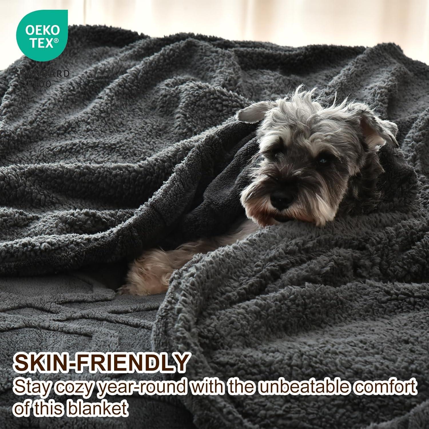 Manta de Fleece PHF Gris Oscuro 127x152cm Invierno 510GSM