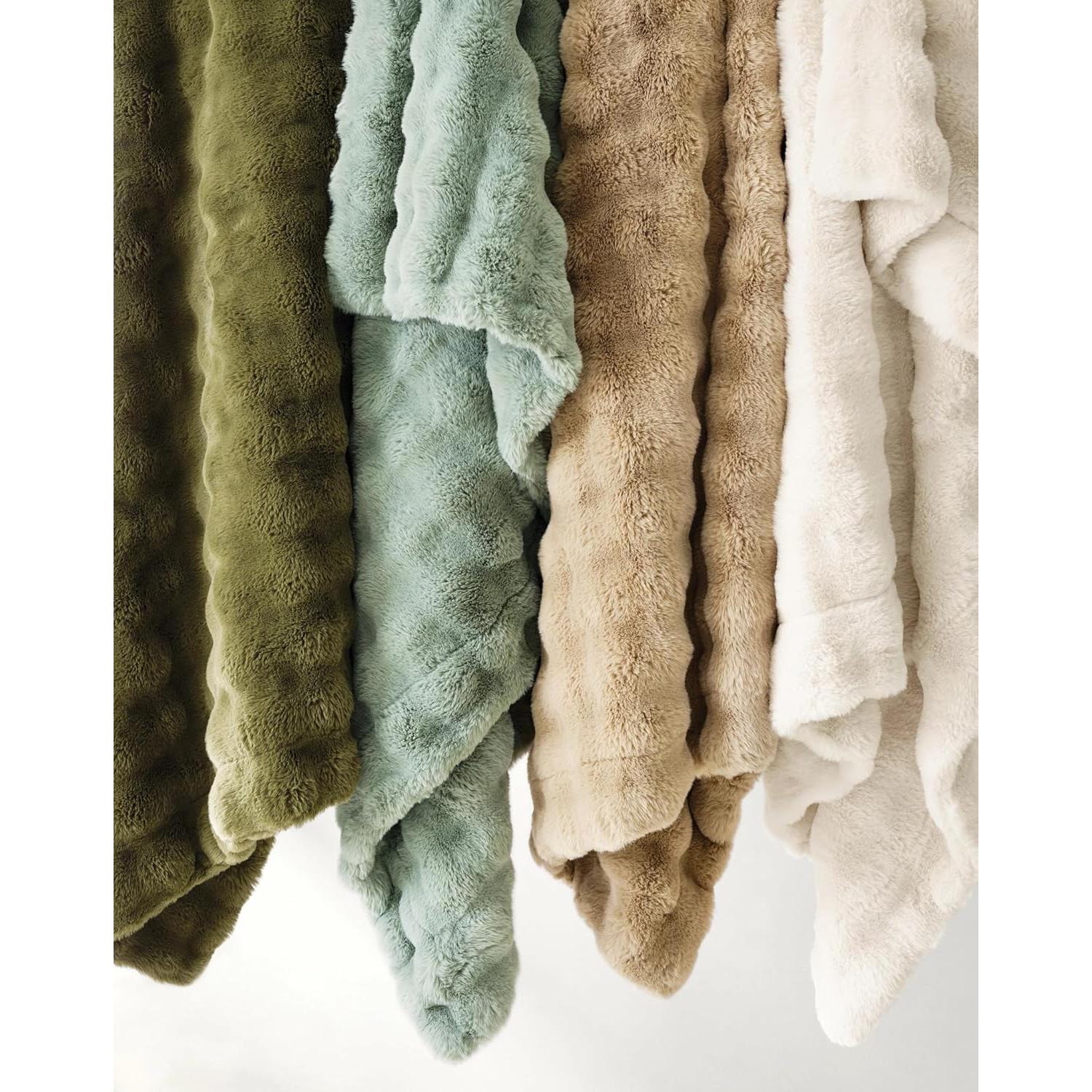 Manta Fab Faux Pine Cone Hill 178x127 cm Sólido Azul