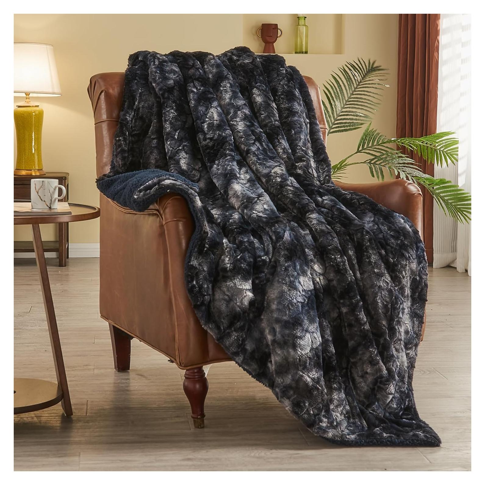 Manta de Piel Sintética NEWCOSPLAY 127x152cm Tie-dye Negro