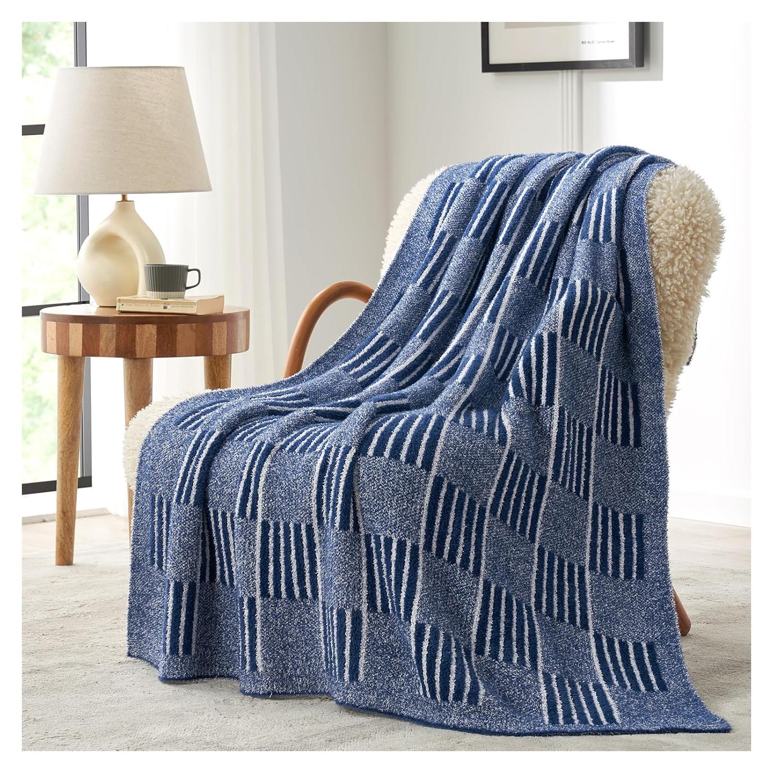 Manta de Piel Sintética Snuggle Sac 127x152 cm Marino Jaspeado