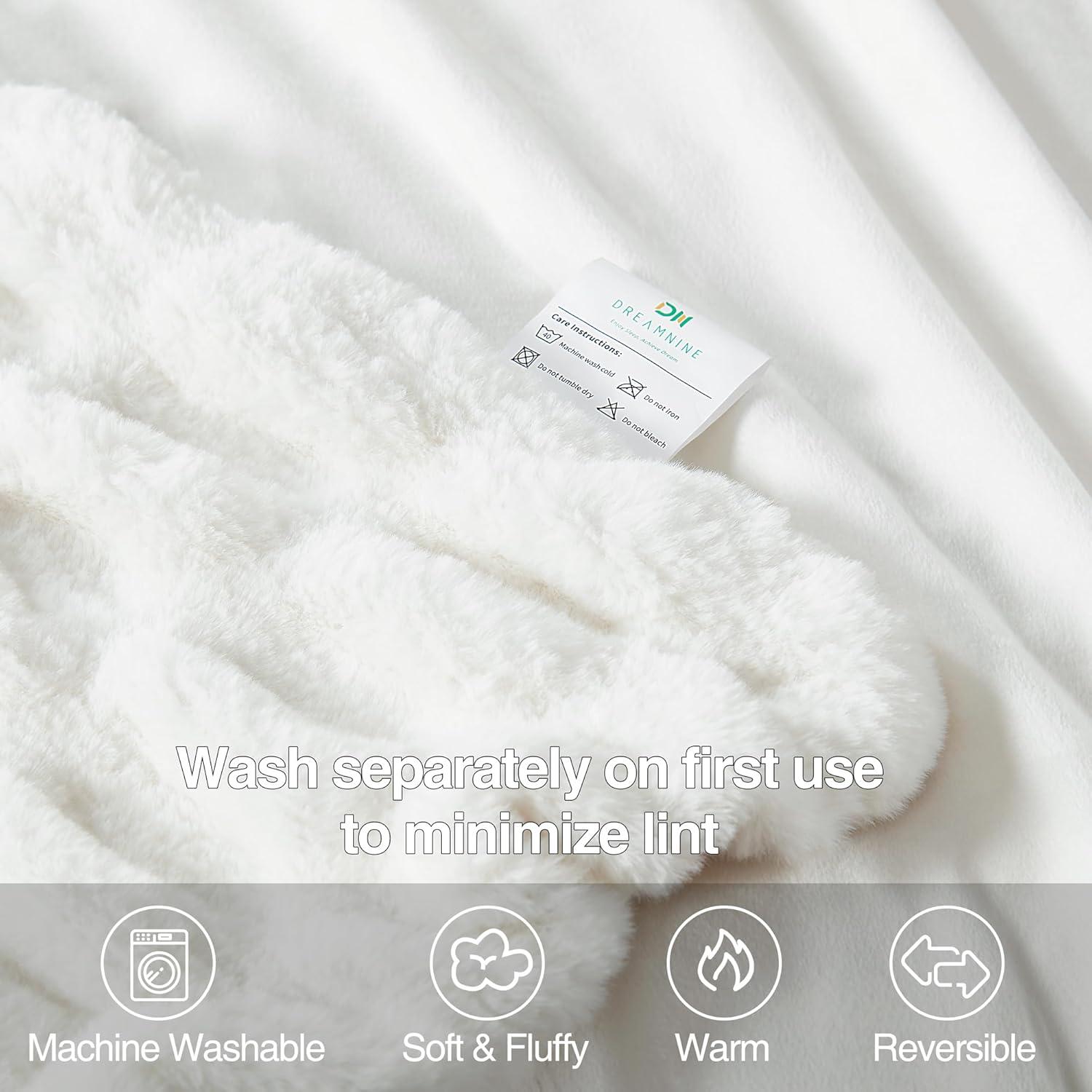 Manta de Piel de Conejo Falsa DREAMNINE 127x152 cm Blanca